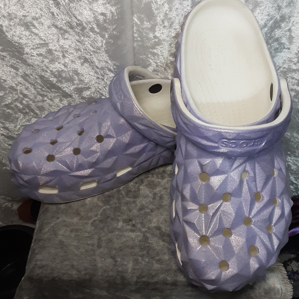 CROCS Geo Clog Shoes Lavender Sparkle Womans 9 Mens 7